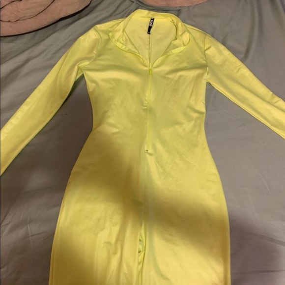 Fashion Nova Dresses & Skirts - Neon green short suit